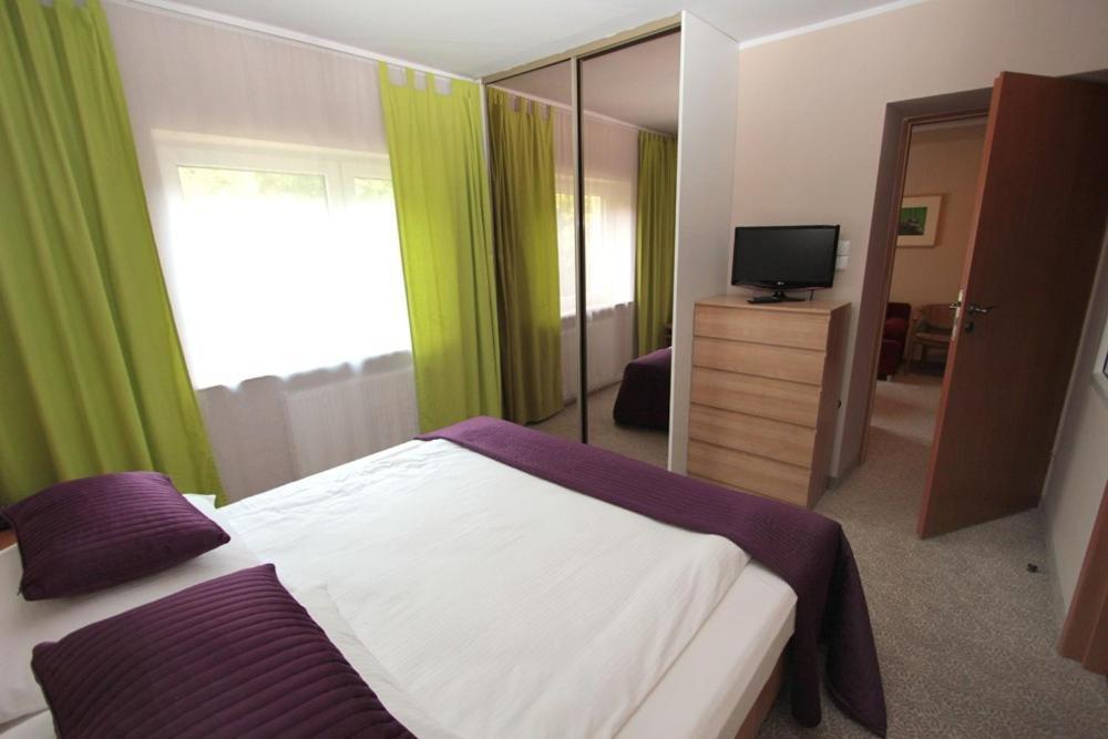Hotel George Nadarzyn Pokoj fotografie